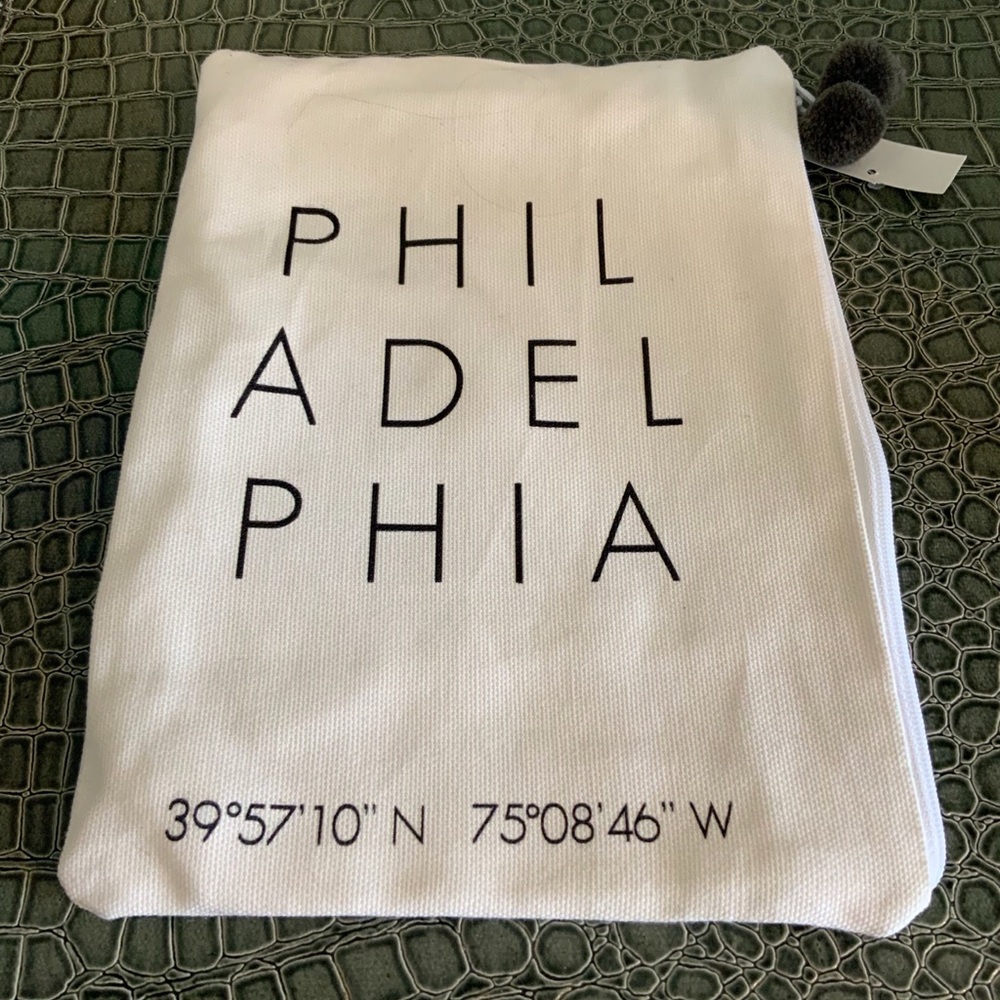Philadelphia Cotton Canvas Pouch NWT